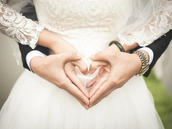 Замуж за иностранца: стоит ли обращаться в брачные агентства?