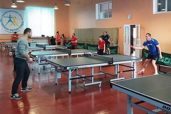 Великоновоселковская громада выиграла областные соревнования по настольному теннису