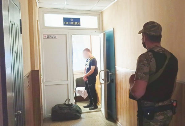 Полицейские Курахово выявили уже около 600 фактов нарушения карантина