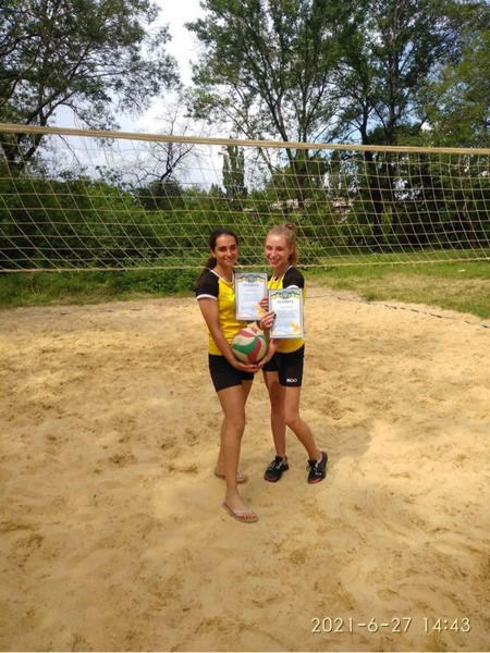 В Кураховской громаде прошел турнир по пляжному волейболу