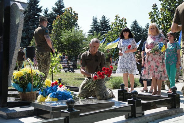 В Марьинке торжественно отметили годовщину освобождения города