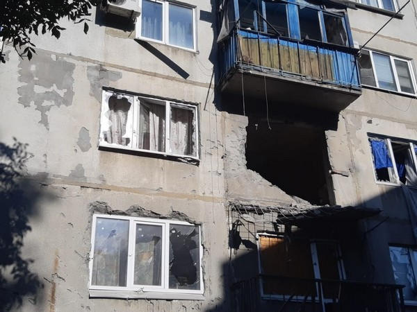Боевики «ДНР» обстреляли Красногоровку: ранен мирный житель