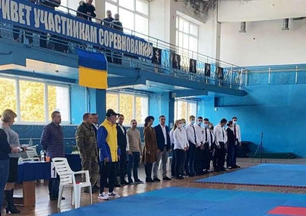 В Курахово прошел открытый чемпионат области по карате