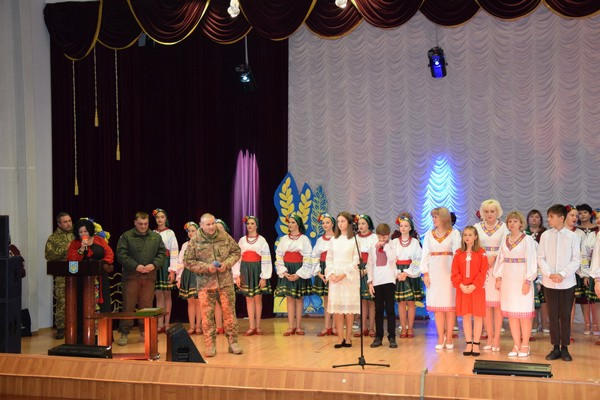 Как в Угледаре отметили День защитника и защитниц Украины