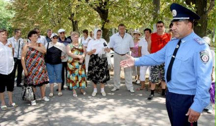 Жители Красногоровки оценили работу милиции (фото)