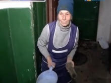 ШОК: 74-летней жительнице Курахово 23 года не выплачивают пенсию (видео)