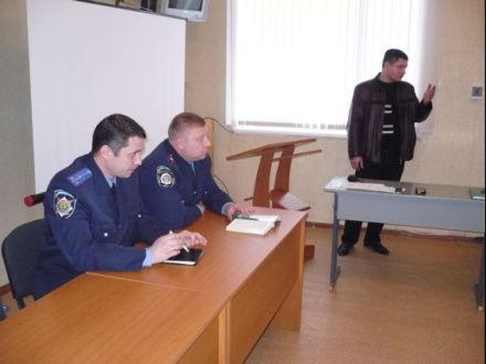 В Красногоровке студентам техникума рассказали об их правах и обязанностях (фото)