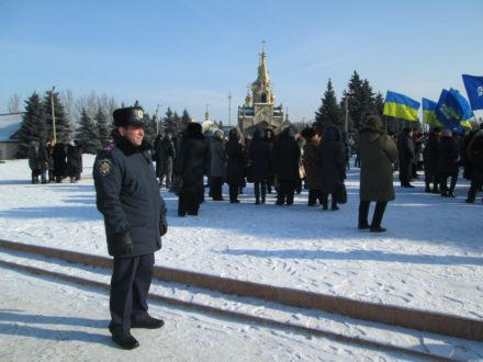 В Марьинке прошел митинг в поддержку Януковича (фото)
