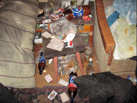 Причиной братоубийства в Курахово стал отказ продолжать пьянку (фото)