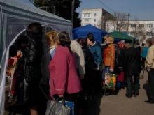 Праздничная предпасхальная ярмарка в Марьинке (фото)