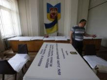 В Марьинке боевики ДНР похитили главу окружной избирательной комиссии