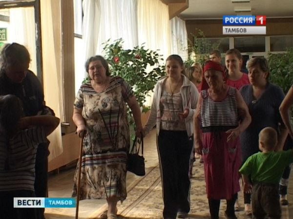 Жительница Красногоровки рассказывает в России, как сбежала от "правого сектора" (фото)