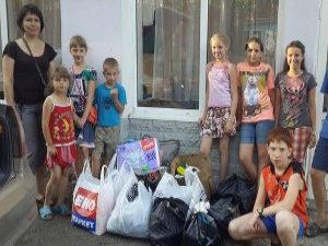 В Угледаре помогают беженцам из Славянска и Краматорска