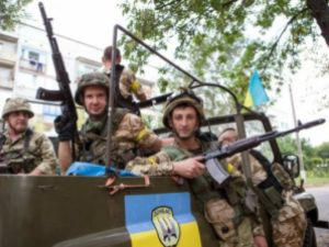 Военные будни бойцов батальона “Донбасс” в Курахово (фоторепортаж)