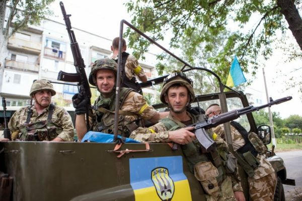 Военные будни бойцов батальона "Донбасс" в Курахово (фоторепортаж)