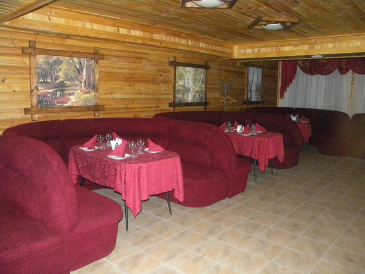 Банкетный зал на базе отдыха "Дубровка" в Курах…