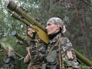 Боевики продолжают обстрелы в районе Красногоровки и Марьинки