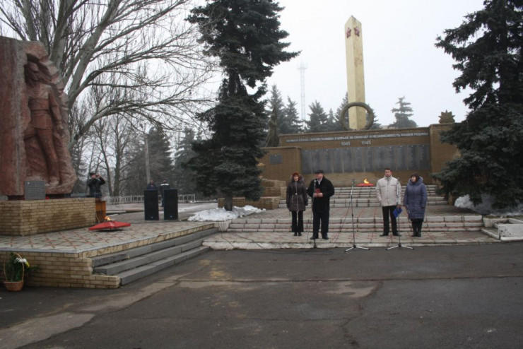 Митинг в Марьинке,  посвященный афганцам