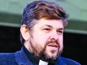 Священник не может посетить могилу матери в Марьинке из-за угроз боевиков ДНР