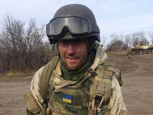 Военный, “отжавший” у боевиков под Марьинкой КамАЗ, стал полным кавалером ордена “За мужество”
