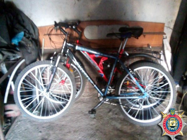 Житель Курахово украл у местной жительницы два велосипеда