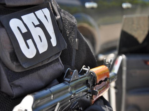 В Марьинском районе обнаружен тайник с оружием для диверсантов «ДНР»