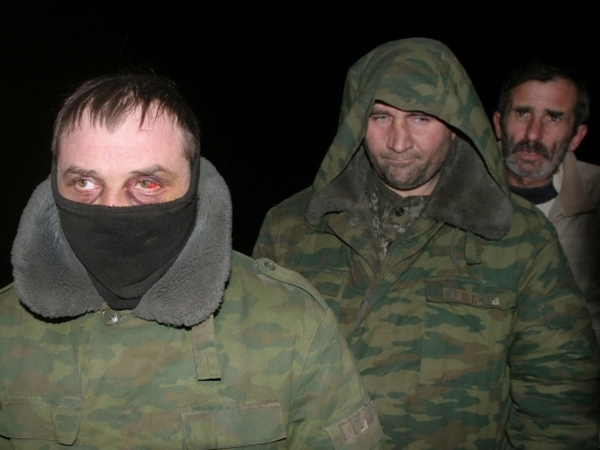 В районе Марьинки из плена боевиков освобождены 16 украинских военных