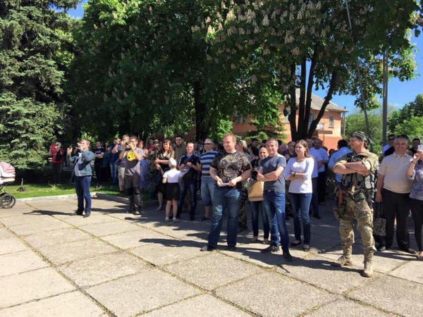 Командир батальона «Киев-1» поделился подробностями сноса памятника Ленину в Курахово