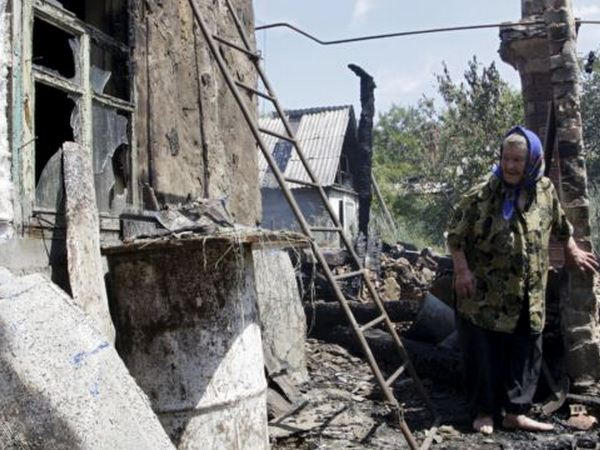 В Марьинском районе войной разрушено более тысячи жилых домов