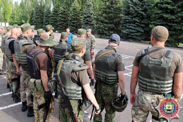 В Марьинку направлен усиленный отряд милиции