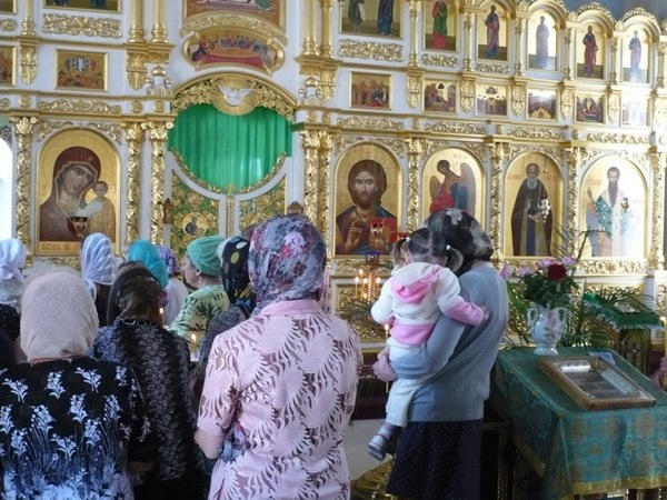 В Марьинке почтили память мирных жителей, погибших в результате боевых действий