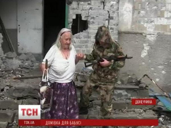 В Красногоровке боевики оставили без крыши над головой жителей многоэтажки