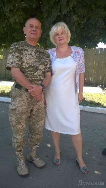 Украинские военные помогают наладить мирную жизнь в Красногоровке