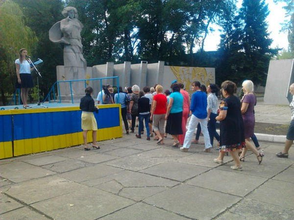 Празднование годовщины освобождения Донбасса в Курахово и Марьинке