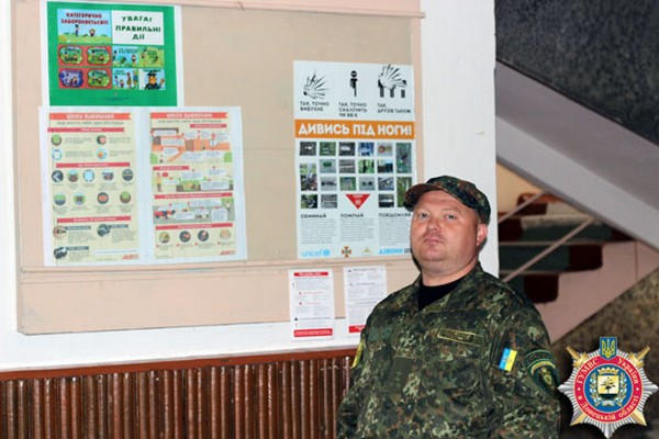 Для обеспечения порядка в школах Марьинки и Красногоровки будут дежурить работники милиции