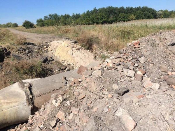 В Красногоровке военные восстановили мост, взорванный боевиками