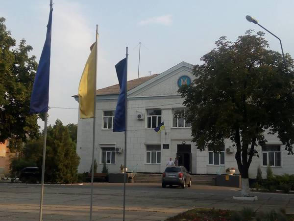 Кураховский горсовет благодарит милицию за обеспечение безопасности в городе