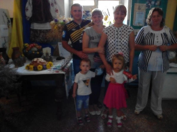 Празднование Дня Независимости Украины в Марьинском районе