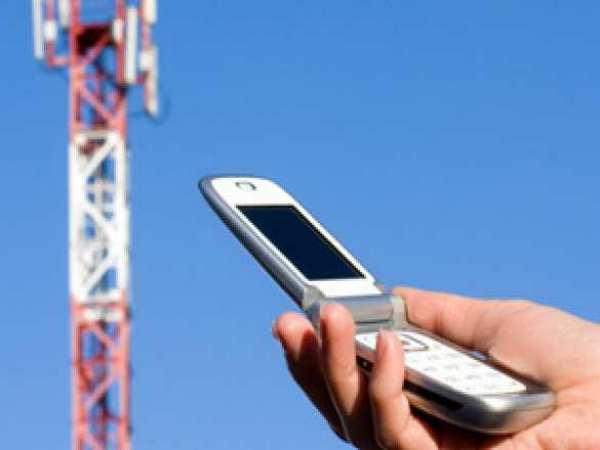 В Марьинском районе восстанавливают телефонную и мобильную связь
