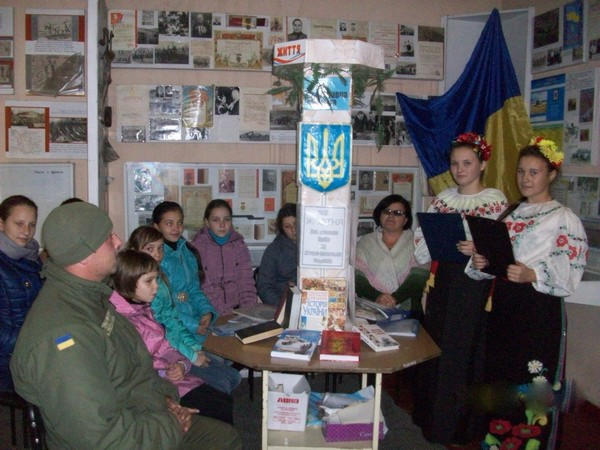 В Марьинском районе отметили годовщину освобождения Украины от фашистских захватчиков