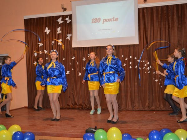 Патриотизм донбасских школьников произвел впечатление на гостей из Львова