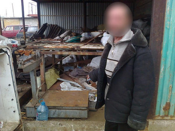 В Красногоровке накрыли два нелегальных пункта приема металлолома