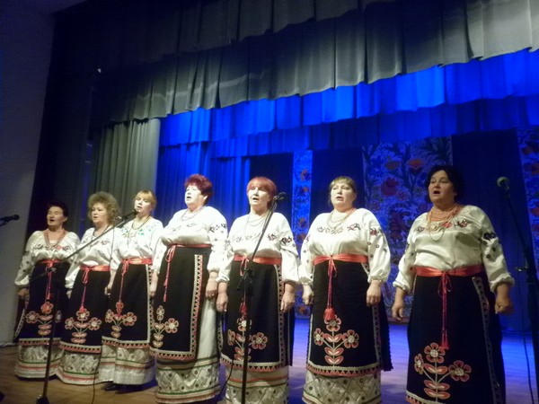 В Курахово прошел фольклорный праздник «В кругу семьи»