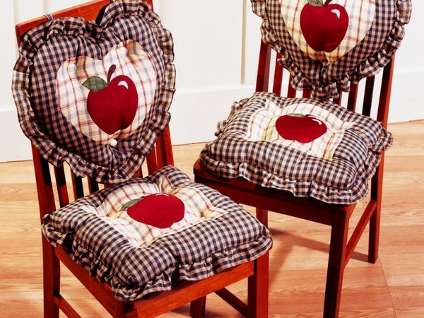 декоративные подушки на стулья