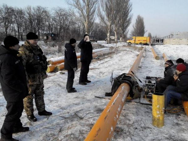Восстановление газопровода «Марьинка — Красногоровка» становится все более опасным