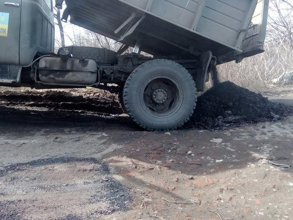 Восстановлению моста в Красногоровке военным помешала поломка грузовика