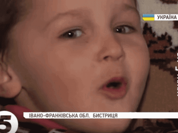 Ребенок заработал деньги на лечение отца, раненого под Марьинкой