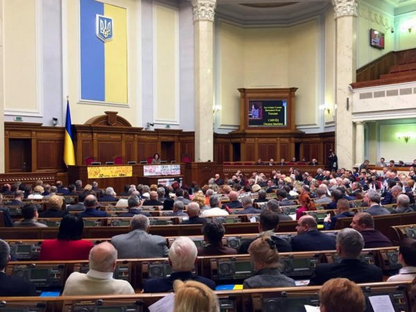 Сергей Сажко представил интересы марьинских «чернобыльцев» в парламенте