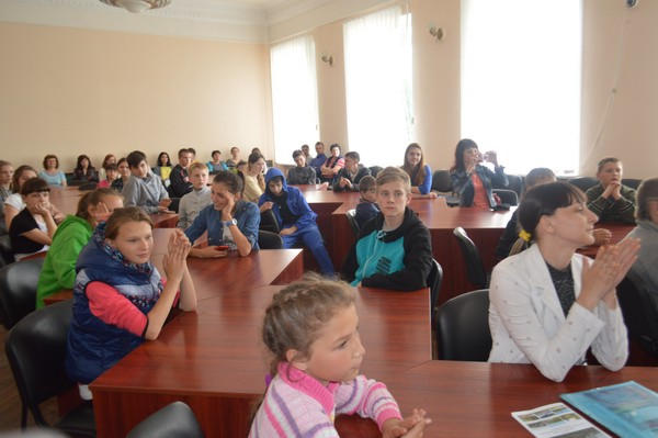 Дети из Марьинки и Красногоровки отлично провели время в Ахтырке