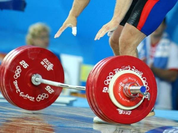Спортсмен из Угледара достойно выступил на Чемпионате Украины по тяжелой атлетике